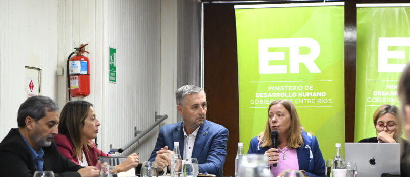 Hein participó de la reunión de la Mesa Provincial de Primera Infancia
